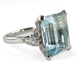 Emerald-Cut-Aquamarine-Diamond-Dress-Ring-Side-View1