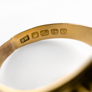 1908-Scroll-Shoulders-Gold-Signet-Ring-Mark-View1