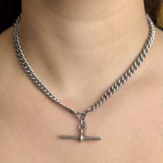 Silver-Albert-Chain-With-T-bar-Body-View1