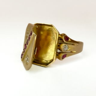 07-10-25-Antique-Poison-Ring-Rubies-Diamonds-Front-Door1