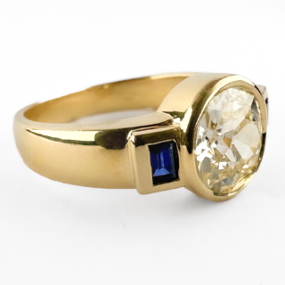 1.63ct-Diamond-Sapphire-Ring-Side-View1