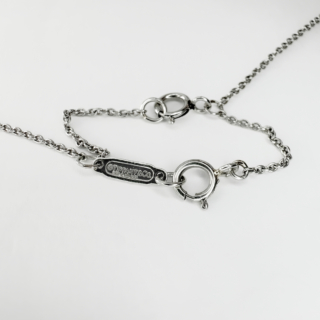 Tiffany-&-Co-Solitaire-Pendant-0.8ct-Clasp-View1