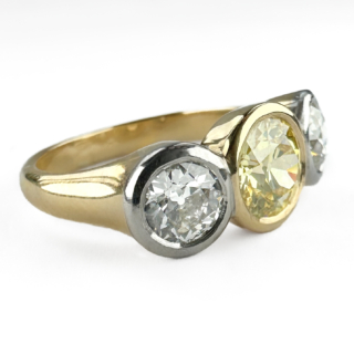 Edwardian-Yellow-and-White-Diamond-3-Stone-Ring-Side-View1