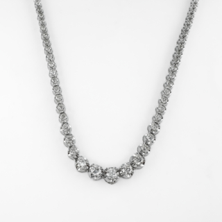 Graduated-Diamond-Necklace-Front-View1