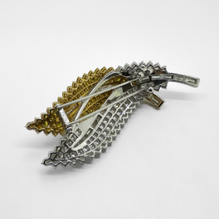 Statement Yellow & White Diamond Leaf Brooch. A stunning statement brooch in vibrant and sparkling yellow and white diamonds
