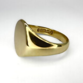 Gold-Oval-Signet-Ring-5.2g-Side-View