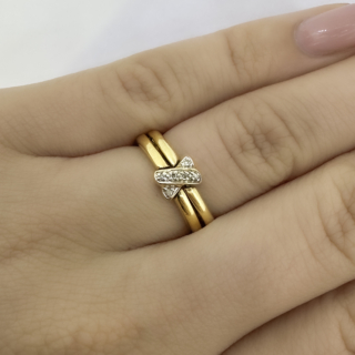 Intertwining-Unity-Love-Ring-Body-View1