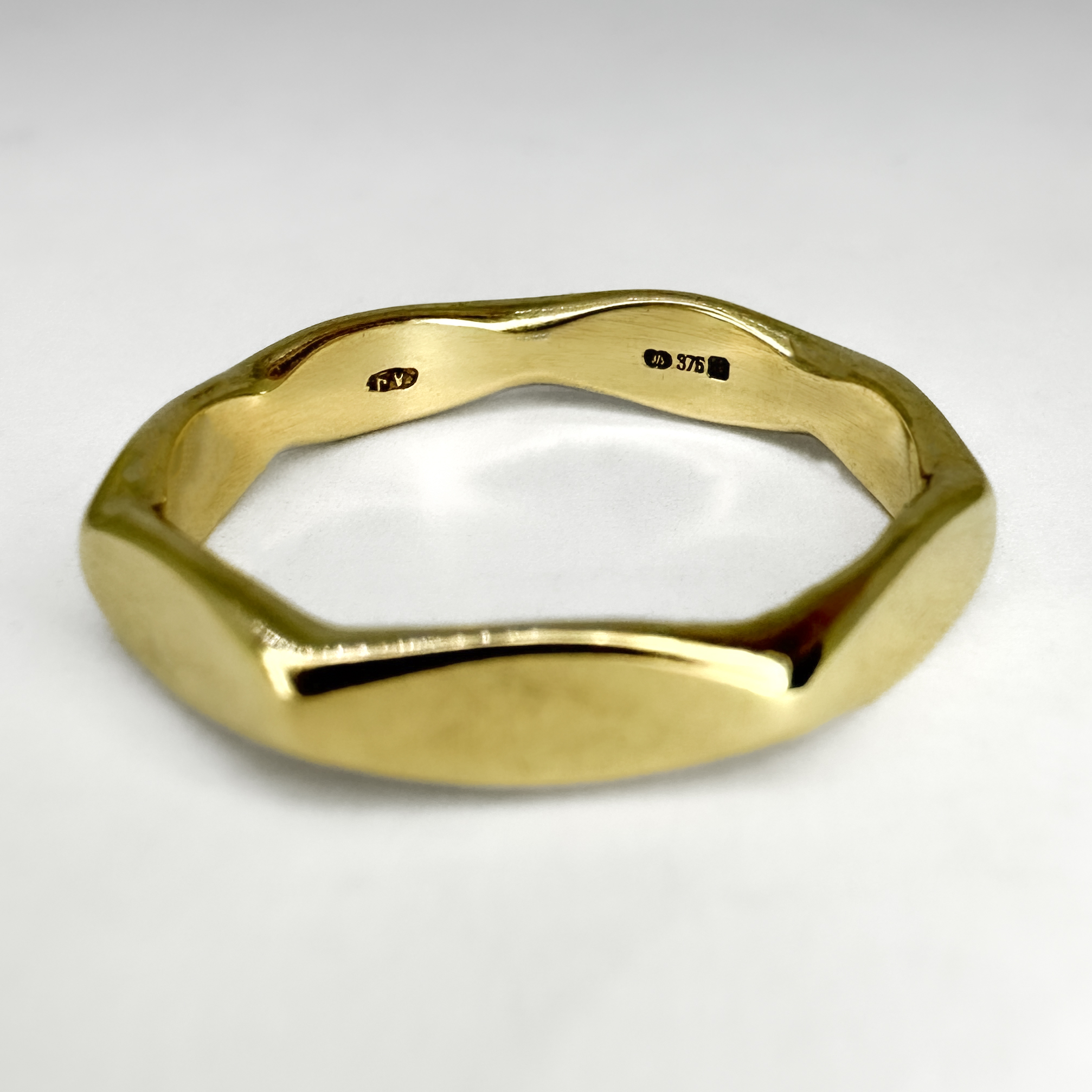 Gold Angled Band Stacking Ring | Saddingtons Antique Jewellery