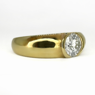 14-10-25-Chunky-Set-1ct-Diamond-Rub-Over-Ring-Side1