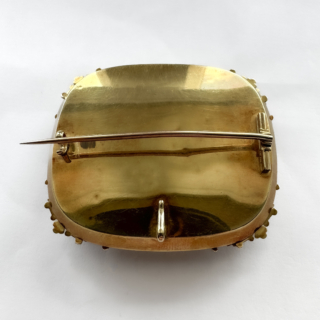 Victorian-Dog-Model-Brooch-Back-View1