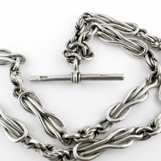 Edwardian-Knot-&-Reef-Albert-Chain-With-T-Bar-Front-View