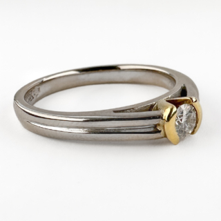 Diamond-Solitaire-Millennium-Ring-Side-View1