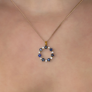 Circular-Diamond-Sapphire-Pendant-Body-View1