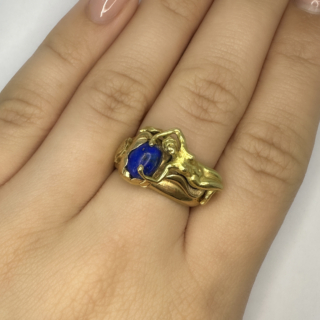 Figurative-Art-Nouveau-Lapis-Lazuli-Ring-Body-View1