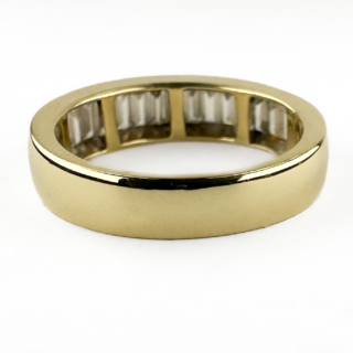 Channel-Set-Baguette-Diamond-Ring-BAck-View1
