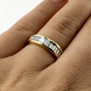 Channel-Set-Baguette-Diamond-Ring-Body-View1