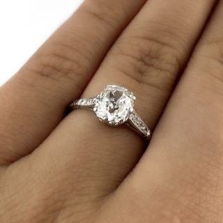 Edwardian-Single-Stone-Diamond-Platinum-Ring-Body-View1