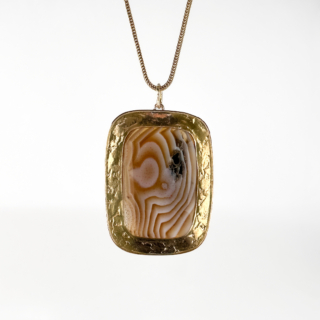 Victorian-Banded-Agate-Pendant-With-Chain-Back-view1