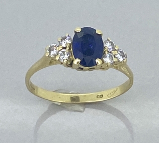 Sapphire and Diamond Fancy Cluster Ring in 18 Carat Gold - Vintage   Ring Size L