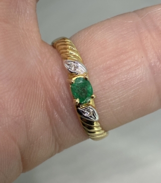 029237FB-5E35-4AEC-8439-EC37ABD9761D_1_201_a