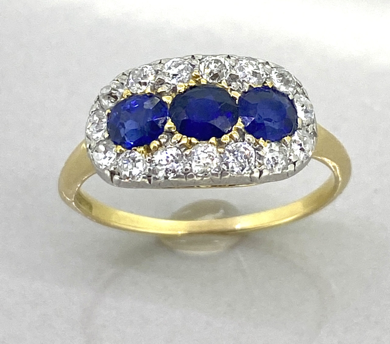 7A3F655A-3FD3-43C4-BBB2-1B2DBB504B02_1_201_a