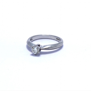 Brilliant Cut Solitaire Diamond 6-prong set in Platinum Shaft.