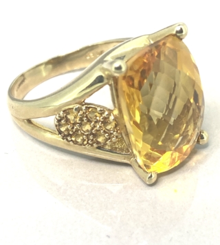Golden Citrine Cocktail Ring, large faceted citrine sparking with rich golden tones with 8 small citrine's  on the shoulders, set in gold mount, super fancy statement ring 