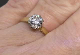 CD32D600-5047-46A5-B131-60688B152F95_1_201_a