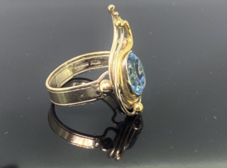 1F38C04F-5FF9-41C5-96D9-31C150E0FD7C_1_201_a