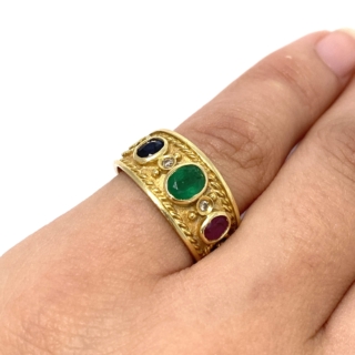 2F2272BA-D93E-42E1-9B42-3C634E2ACCCF_1_201_a