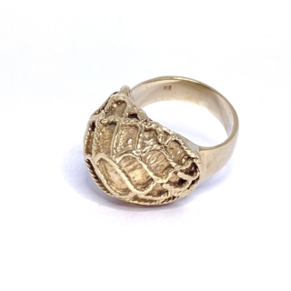 5569426F-227C-4936-9C7A-D0F7B02D7CDC