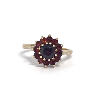 Garnet Vintage Cluster Ring