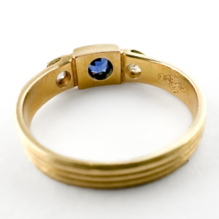 Edwardian Ceylon Sapphire & Diamond Gypsy Ring