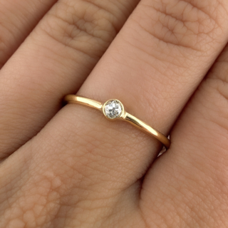 0.10ct Diamond Single Stone Ring 18ct gold