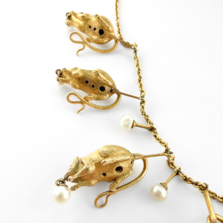 Victorian nine-mouse necklace with pearls by Thornhill & Co 15ct underneath view