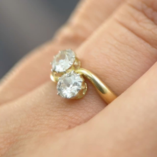 Victorian 1ct 2 Stone Diamond Crossover Ring