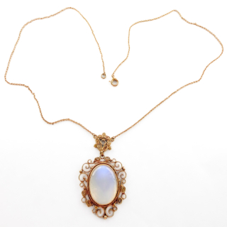 Edwardian Moonstone Pendant Necklace whole necklace 15ct gold