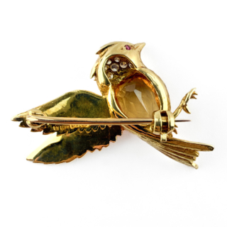 Victorian Heraldic Crest Intaglio Signet Ring 18ct gold back view