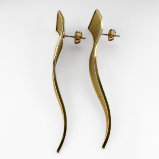 1980's-Abstract-Gold-Tapered-Drop-Earrings-Side-View1
