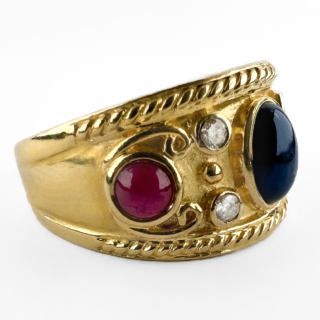 Etruscan-Cabochon-Ruby-Sapphire-Ring-Side-View1