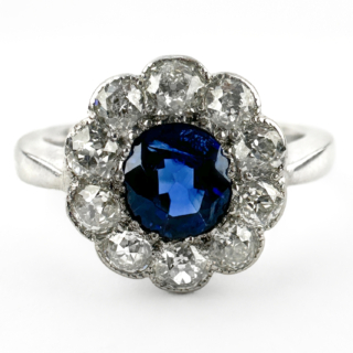 Edwardian Ceylon Sapphire & Diamond Cluster Ring 18ct white gold view of front