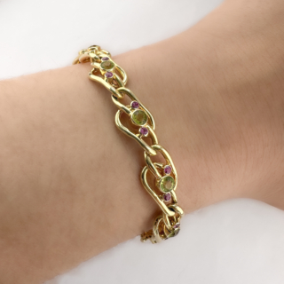 Antique-Ruby-Peridot-Bracelet-Body-View1