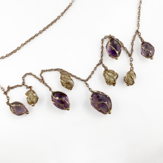 Arts-Crafts-Drop-Necklace-Detail-View2