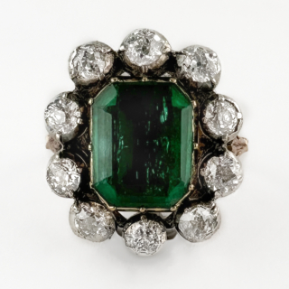 Victorian-Emerald-Diamond-Cluster-Ring-Front-View4