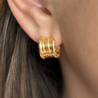 Vintage Bvlgari B.zero1 Yellow Gold Hoop Earrings 18ct gold on ear