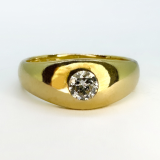 Chubby Single Stone Antique Gypsy Diamond Ring.Bright,sparkly central Edwardian cut diamond, 0.40 diamond carat weight,which is gypsy (rub over) set in smooth 18ct yellow gold.From the widest central point the ring measures 0.8cm and the ring gradually tapers down the the back of the ring.There is a hallmark inside the shank, London 1930, makers mark J.W.Ltd.A stunning ring on its own or for stacking,easy and comfortable to wear.This ring can be resized preserving the hallmark.Please contact us if you would like to know more about this ring.
