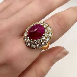 30-03-25-18ct-Yellow-Gold-Large-Cabochon-Ruby-Diamond-Ring-Body1