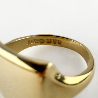 Square-Gold-Signet-Ring-Hallmark-View1