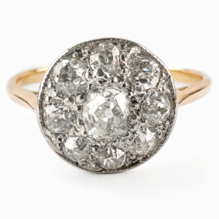 front view of Edwardian Diamond Daisy Cluster Ring