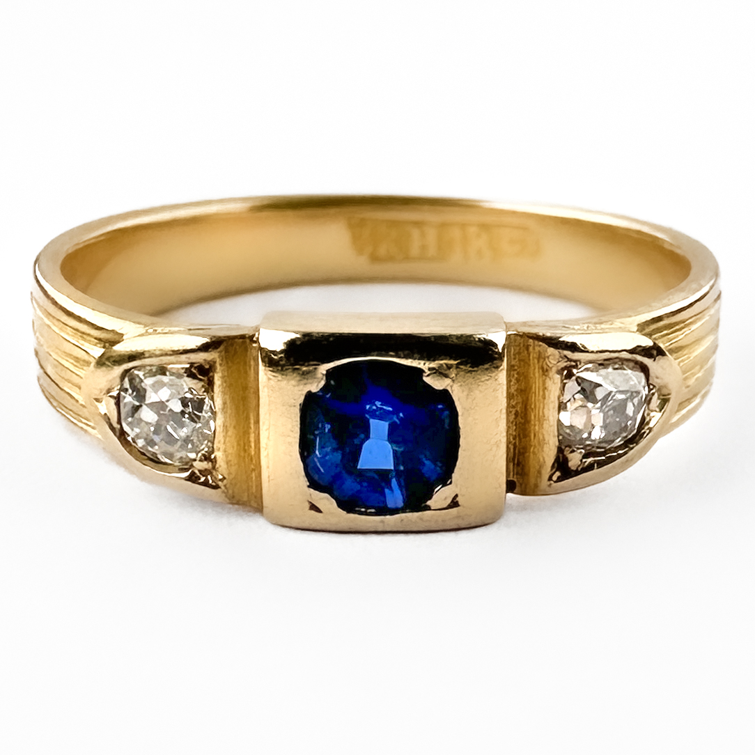Edwardian Ceylon Sapphire & Diamond Gypsy Ring 18ct gold front view
